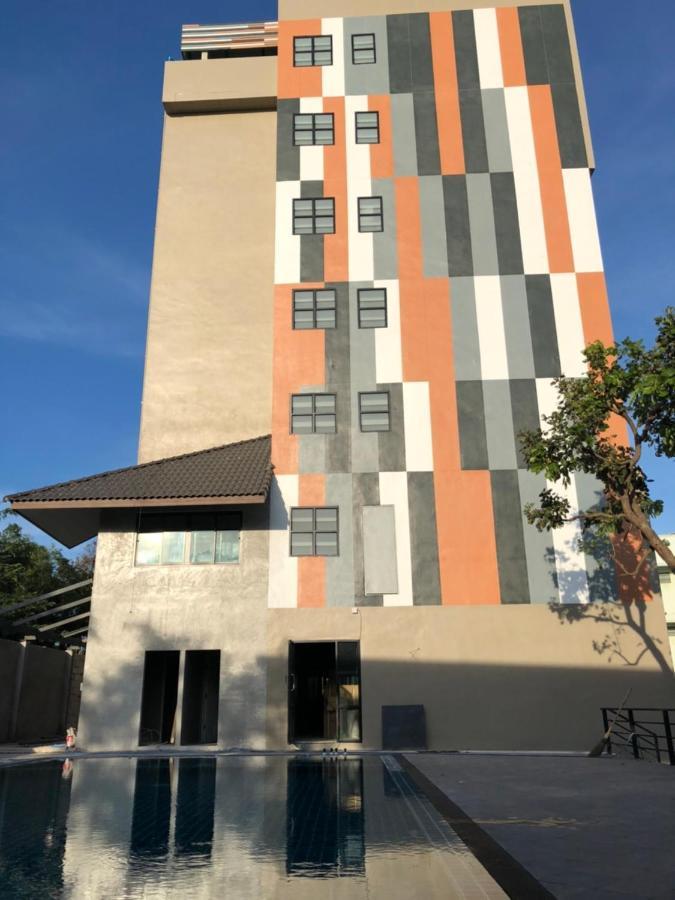 Rabbit Hotel Phimai Exterior foto