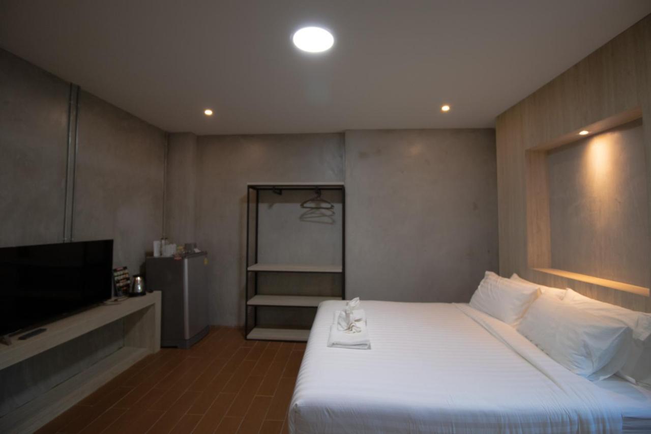 Rabbit Hotel Phimai Exterior foto